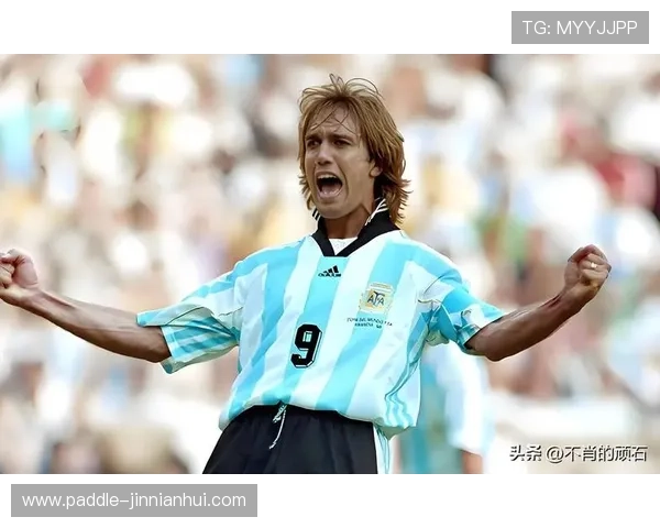 纵览世界足球百大球星辉煌瞬间与传奇故事全景记录