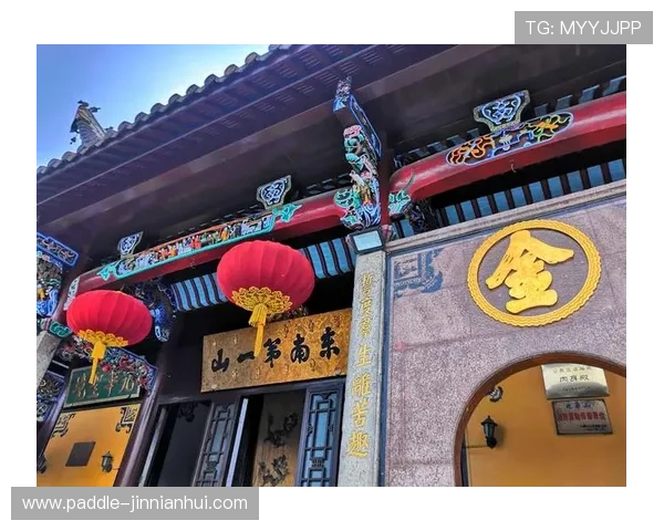 足球明星与海洋共舞 探寻绿茵场之外的心灵之旅